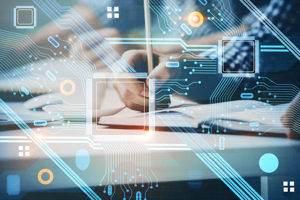 Teknoloji simgeleri ile adamın elleri arka plan yazma.