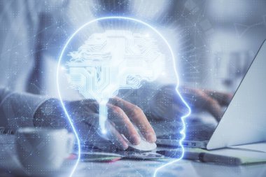 Adam klavyede beyin hologramıyla yazı yazıyor. Büyük Veri Kavramı.