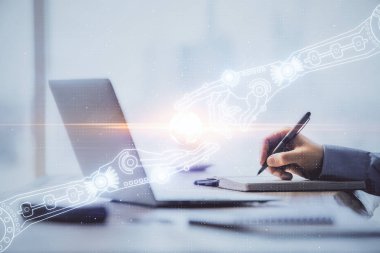 Teknoloji temalı hologramı olan bilgisayar geçmişi olan bir iş adamı. Yüksek teknoloji kavramı. Çoklu pozlama.