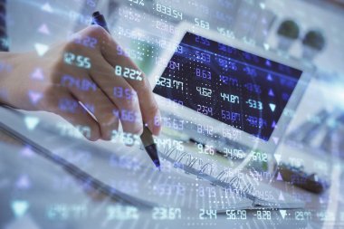 Finansal Forex grafiği el notları arka plan alarak çizilmiş. Araştırma kavramı. Çoklu pozlama