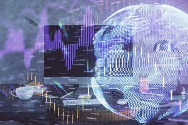 Çok sayıda şemaya, finansal bilgilere ve bilgisayar geçmişi olan çalışma alanına maruz kalmış. Uluslararası çevrimiçi ticaret kavramı.