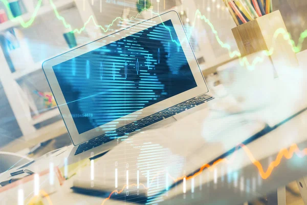 Börsendiagramm im Hintergrund mit Schreibtisch und PC. Mehrfachbelichtung. Konzept der Finanzanalyse. — Stockfoto