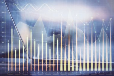 Borsa grafiği ve bilgisayar geçmişi olan tablolar. Çifte maruziyet. Mali analiz kavramı.