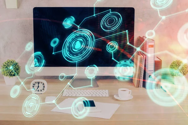 Computadora de escritorio con holograma de redes sociales. Doble exposición. Concepto de conexiones internacionales de personas. —  Fotos de Stock
