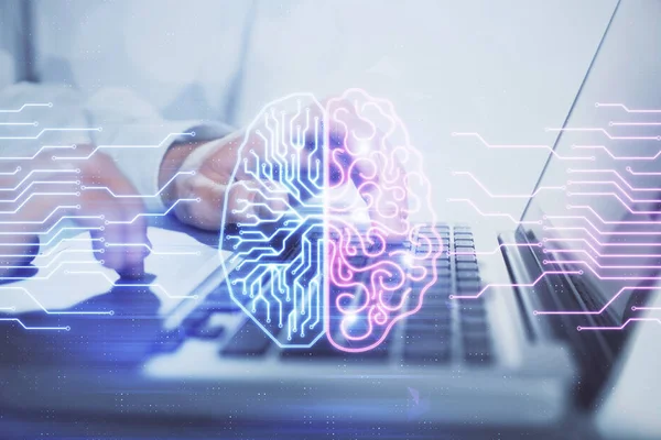 Homem digitando no fundo do teclado com holograma cerebral. Conceito de big Data. — Fotografia de Stock