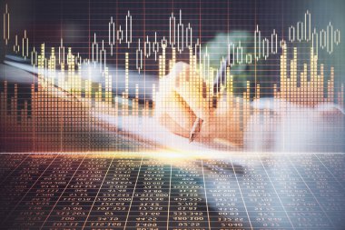 Finansal Forex grafik eller notları arka plan alarak görüntülenir. Araştırma kavramı. Çoklu pozlama