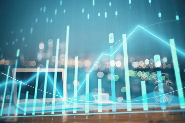 Gráfico de mercado de ações em segundo plano com mesa e computador pessoal. Dupla exposição. Conceito de análise financeira. — Fotografia de Stock