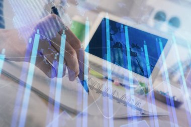 Finansal Forex grafiği el notları arka plan alarak çizilmiş. Araştırma kavramı. Çift Pozlama