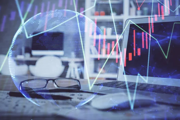 Arka planda eski pazar grafik hologramı ve kişisel bilgisayar var. Çifte maruziyet. Yatırım kavramı.