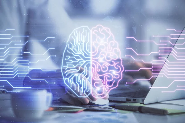 Homem digitando no fundo do teclado com holograma cerebral. Conceito de big Data. — Fotografia de Stock