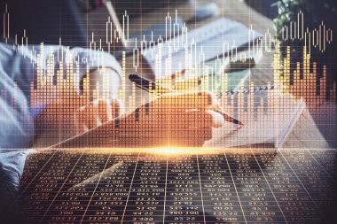Finansal Forex çizelgeleri kadınların el notları arka plan alarak görüntülenir. Araştırma kavramı. Çift Pozlama