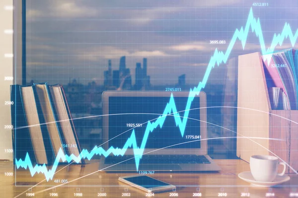 Ologramma grafico Forex sul tavolo con sfondo del computer. Multi esposizione. Concetto di mercati finanziari. — Foto Stock