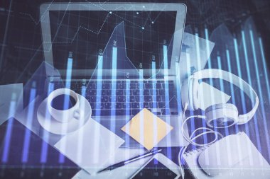 Eski pazar grafiği hologramı ve kişisel bilgisayar geçmişi. Çifte maruziyet. Yatırım kavramı.