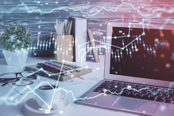 Holograma gráfico del mercado Forex y antecedentes personales de la computadora. Exposición múltiple. Concepto de inversión. —  Fotos de Stock