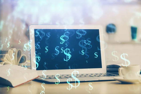 Hologramm eines Devisengraphen auf einem Tisch mit Computerhintergrund. Mehrfachbelichtung. Konzept der Finanzmärkte. — Stockfoto