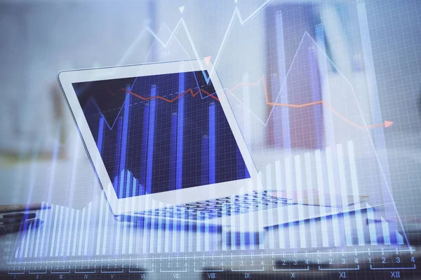 Eski pazar grafiği hologramı ve kişisel bilgisayar geçmişi. Çifte maruziyet. Yatırım kavramı.