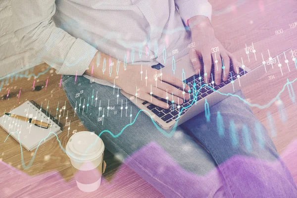 Forex grafik arka plan ile borsa notları yazma mans elçift pozlama. Araştırma ve ticaret kavramı.