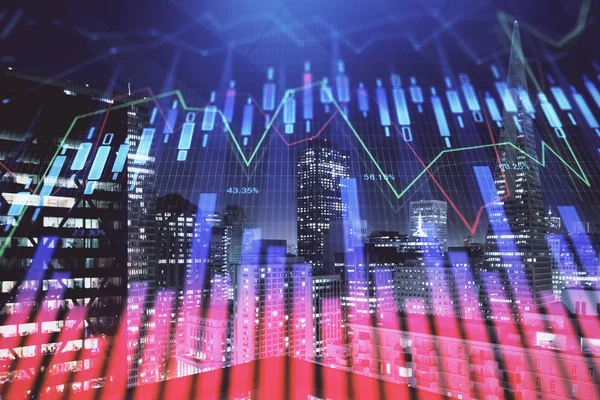 Gráfico financeiro sobre paisagem da cidade noite com edifícios altos fundo multi exposição. Conceito de análise . — Fotografia de Stock