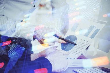 Teknolojiyle insan eli yazmak Ai simgeleri.