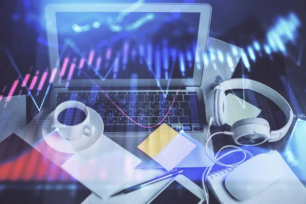 Eski pazar grafiği hologramı ve kişisel bilgisayar geçmişi. Çoklu maruz kalma. Yatırım kavramı.