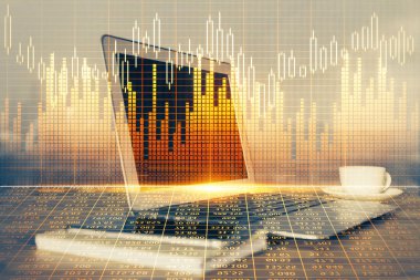 Forx grafiği ve bilgisayarla çalışma alanı çoklu pozlama. Uluslararası çevrimiçi ticaret kavramı.