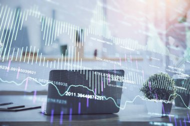 Eski pazar grafiği hologramı ve kişisel bilgisayar geçmişi. Çifte maruziyet. Yatırım kavramı.