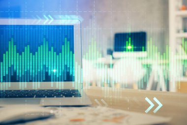 Borsa grafiği ve bilgisayar geçmişi olan tablolar. Çoklu maruz kalma. Mali analiz kavramı.