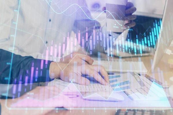 Multi exponering av diagram med man skriva på datorn i Office på bakgrunden. Begreppet hårt arbete. — Stockfoto