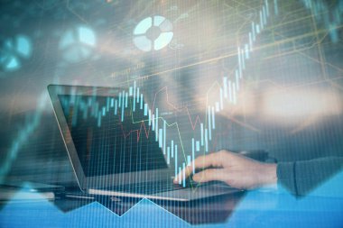 Borsa grafiği ile çift pozlama elleri. Araştırma ve analiz kavramı.