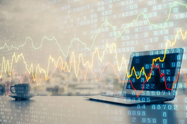 Holograma gráfico do mercado de ações desenhado em fundo de computador pessoal. Exposição múltipla. Conceito de investimento. — Fotografia de Stock