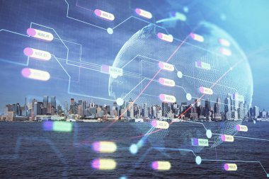 Şehir görünümünde harita ve veri temalı hologram ile gökdelenler arka planda çift pozlama. İş kavramında uluslararası teknoloji.