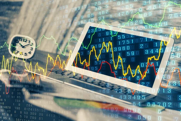 Doppia esposizione di grafico e informazioni finanziarie e spazio di lavoro con sfondo del computer. Concetto di trading online internazionale. — Foto Stock