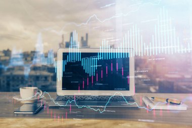 Kişisel bilgisayar arkaplanına çizilmiş borsa hologramı. Çoklu maruz kalma. Yatırım kavramı.