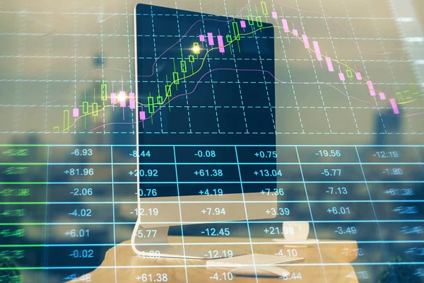 Finanční graf barevný výkres a tabulka s počítačem na pozadí. Dvojité vystavení. Koncepce mezinárodních trhů. — Stock fotografie