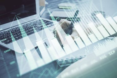 Forex tablosu WOMANS el notları arka plan alarak görüntülenir. Araştırma kavramı. Çoklu pozlama