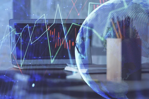 Hologramm des Finanzmarktgraphen und PC im Hintergrund. Doppelbelichtung. Konzept des Forex. — Stockfoto