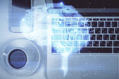 Üst görünüm çalışma masası arka planında bilgisayarla hologram çizerken çifte maruz kalma. Büyük veri kavramı.