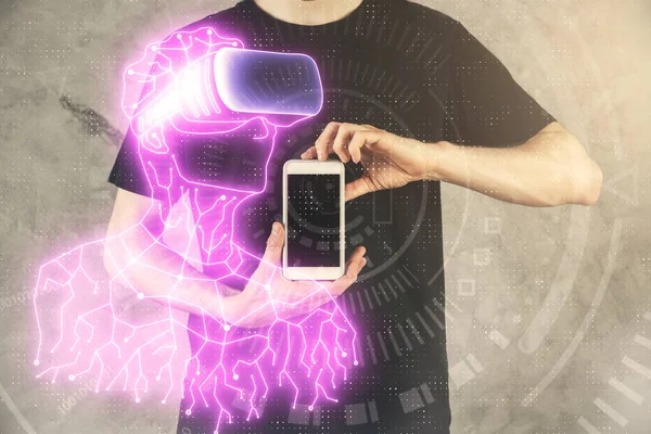 Dupla exposição de mãos de homem segurando e usando um dispositivo digital e desenho de óculos AR. Conceito de realidade virtual . — Fotografia de Stock