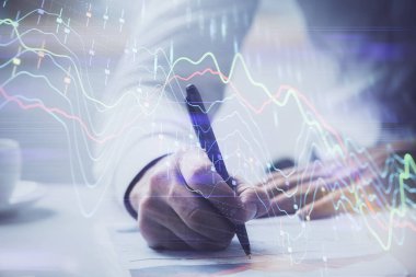 Finansal ticaret grafiği erkek masaüstü arkaplanı ile çoklu pozlama.