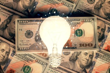 Arka planda Amerikan Doları 'na çekilen ampulün iki katı yansıması. Fikir kavramı.