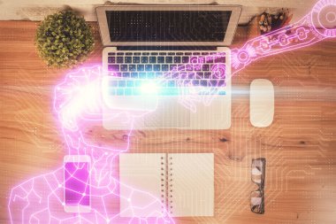 AR hologram çizimleri masaüstü arka planında bilgisayarın üzerinde. Üst Manzara. Çoklu maruz kalma. Artırılmış gerçeklik kavramı.