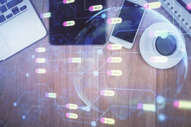 Çalışma masasının üzerine teknoloji teması çizimi çifte pozlama. Üst Manzara. Küresel veri analiz kavramı.