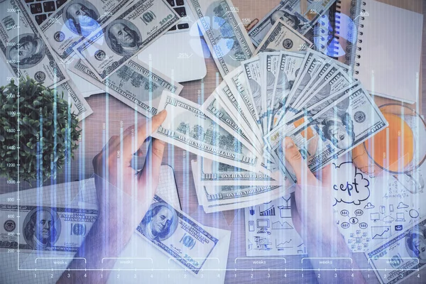 Multi blootstelling van de financiële grafiek tekenen hologram en Amerikaanse dollars rekeningen en man handen. Analyse concept. — Stockfoto