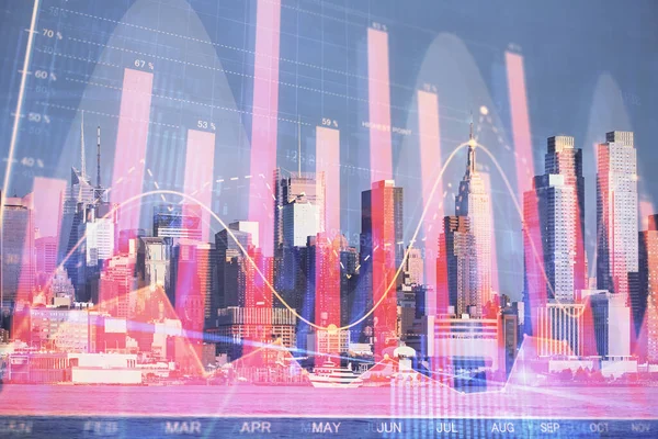 Forex Graph Auf Stadtansicht Mit Wolkenkratzern Hintergrund Doppelbelichtung Finanzanalysekonzept — Stockfoto