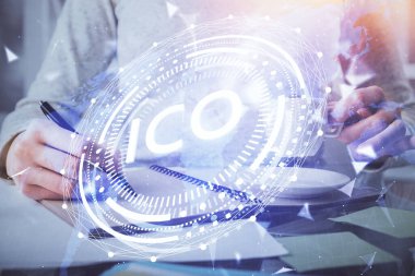 Şifreli para hologramı, kadınların el yazısı üzerine. Engelleme zinciri kavramı. Çoklu pozlama