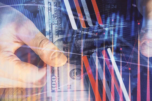 Wielokrotna ekspozycja wykresu forex rysunek hologramu i USA dolarów rachunków i rąk człowieka. Koncepcja analizy technicznej. — Zdjęcie stockowe