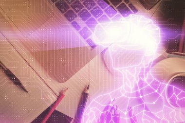 AR hologram çizimleri masaüstü arka planında bilgisayarın üzerinde. Üst Manzara. Çoklu maruz kalma. Artırılmış gerçeklik kavramı.