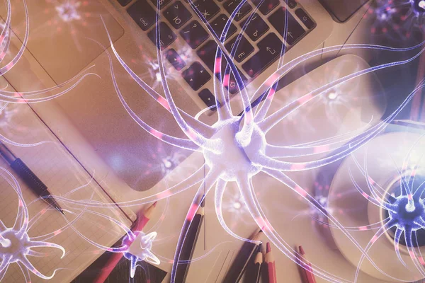 Neuron holograma dibujos sobre el ordenador en el fondo del escritorio. Vista superior. Exposición múltiple. Concepto de educación . — Foto de Stock