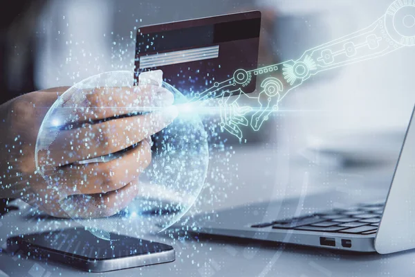 クレジットカードとデータテーマのホログラム図面を保持しているオンラインショッピングの女性の二重露出。電子商取引の概念. — ストック写真