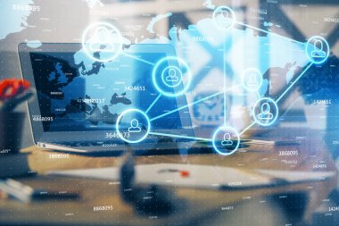 Sosyal ağ tema simgesi olan masaüstü bilgisayarı. Çoklu maruz kalma. Uluslararası bağlantılar kavramı.